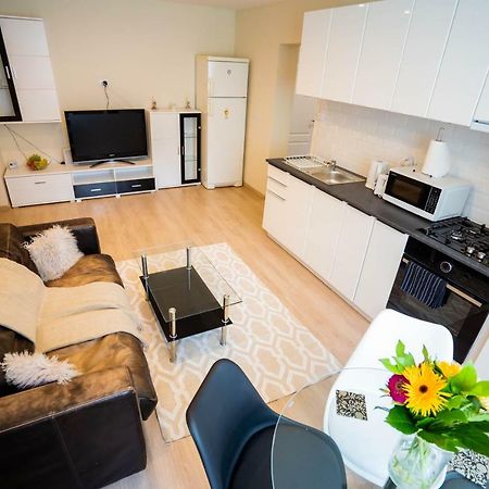 Cris Apartament Σουκεάβα Εξωτερικό φωτογραφία